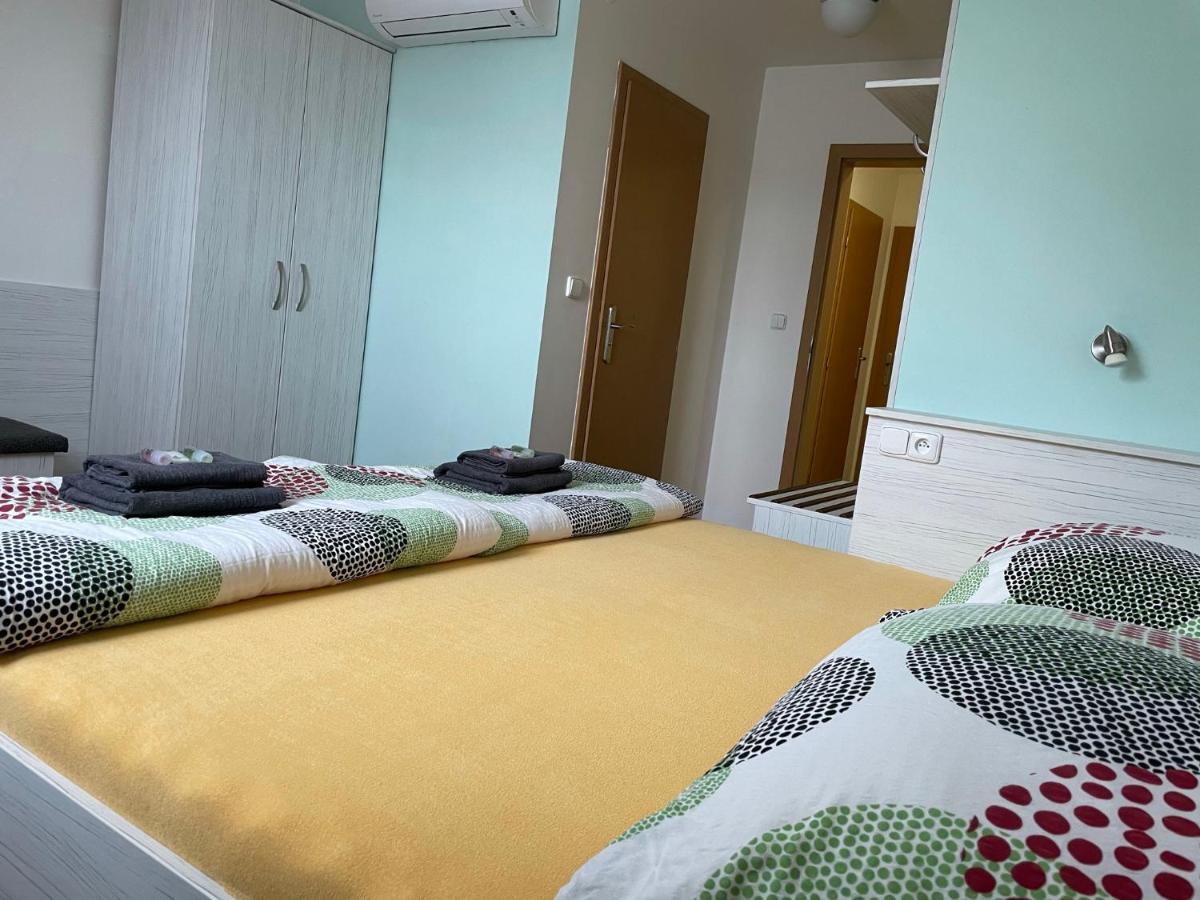 Orlovna Sitborice Hotel Eksteriør billede