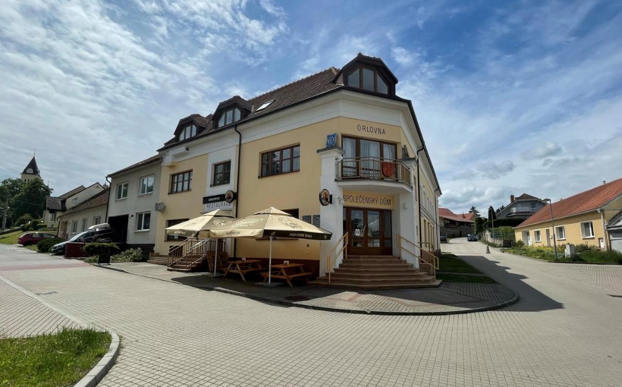 Orlovna Sitborice Hotel Eksteriør billede